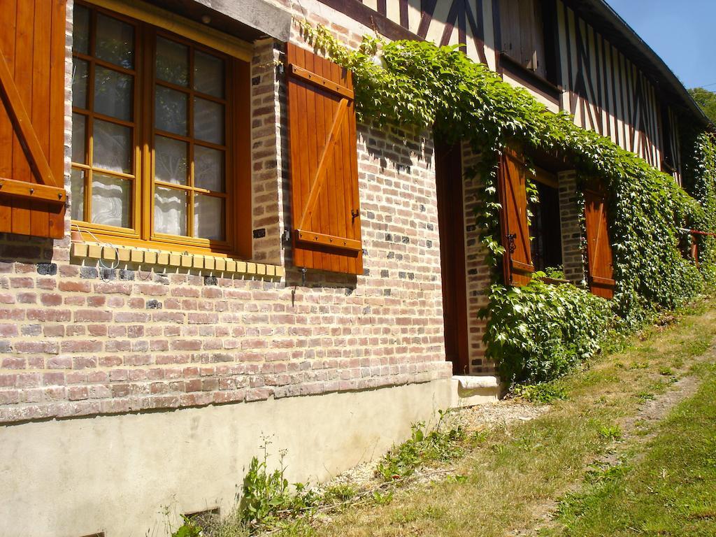 Le Val Godard Fresnay-le-Samson ภายนอก รูปภาพ