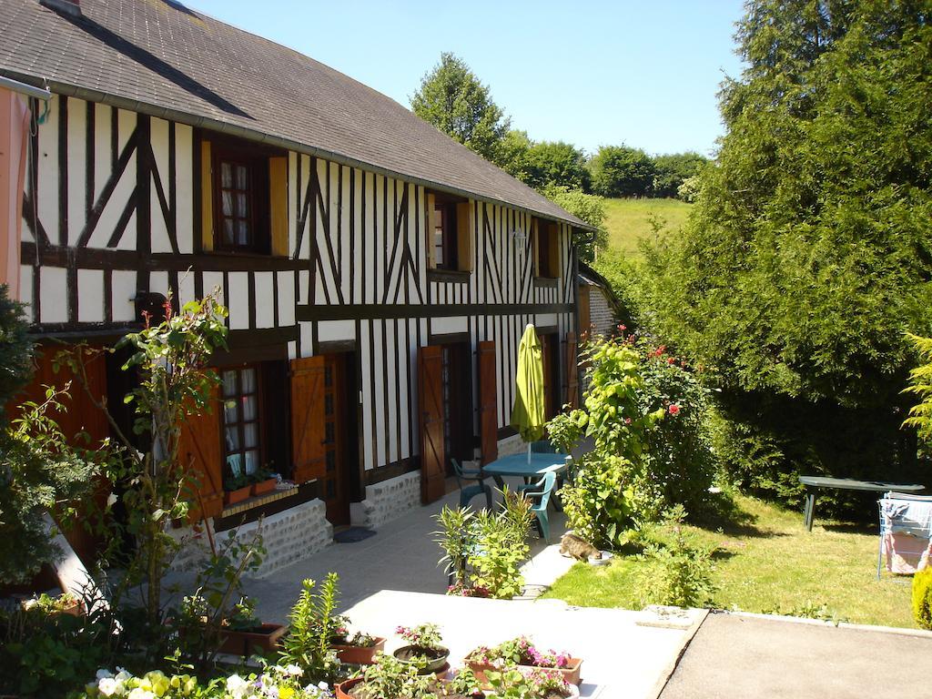 Le Val Godard Fresnay-le-Samson ภายนอก รูปภาพ